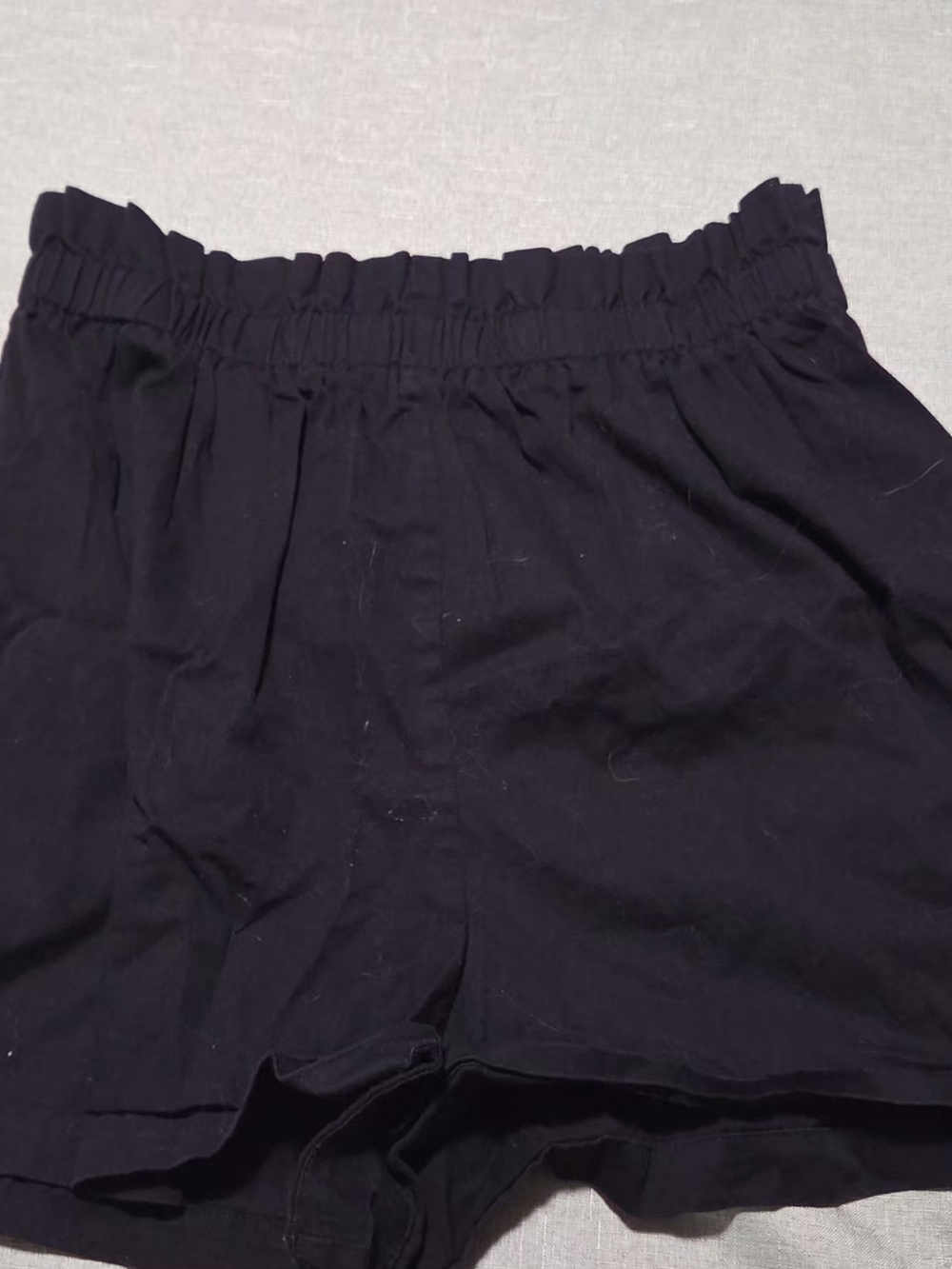 Black Women's Elastic Waist Shorts